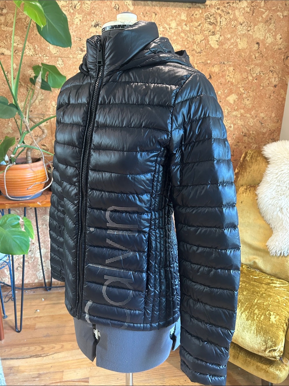 Calvin Klein Black Quilted Hooded Puffer Jacket with Logo Detail ✨Premium Down